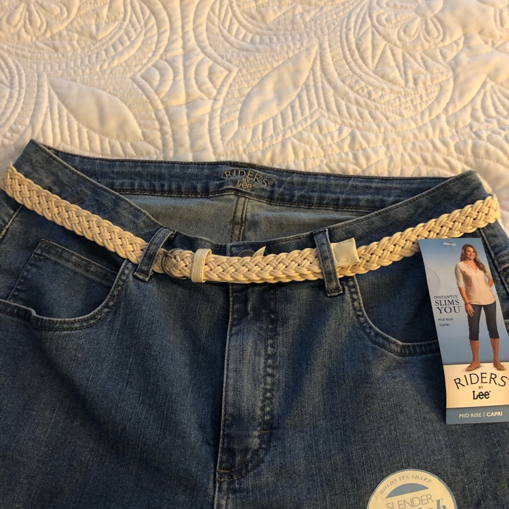 Lee Riders Denim Capris - Picture 4 of 4
